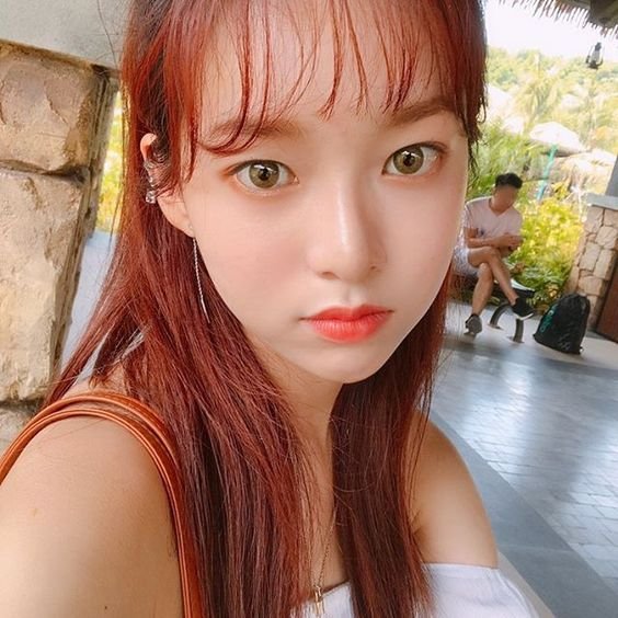 Instagram의 APRIL YENA✨✨님: “???????? #에이프릴 #예나”
