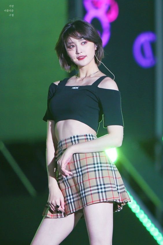 EXID Junghwa Stage Outfit EXID Junghwa Stage Style EXID Junghwa Stage Fashion EXID Junghwa Stage Clothing #FashionChingu #EXID #Junghwa #JunghwaOutfit #EXIDOutfit