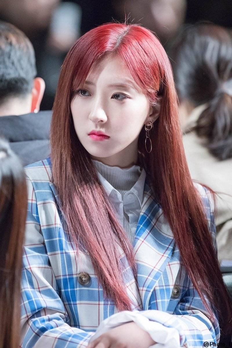 180321 패션위크_우주소녀_은서  (4).jpg