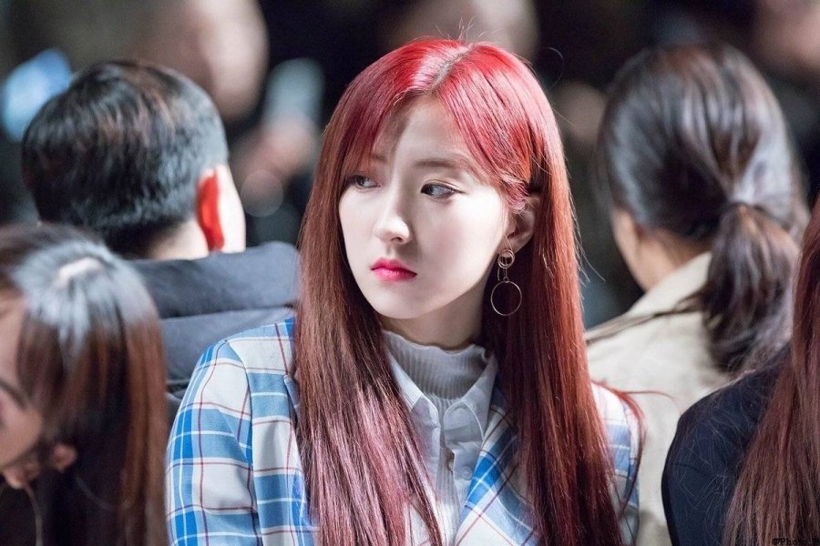 180321 패션위크_우주소녀_은서  (1).jpg